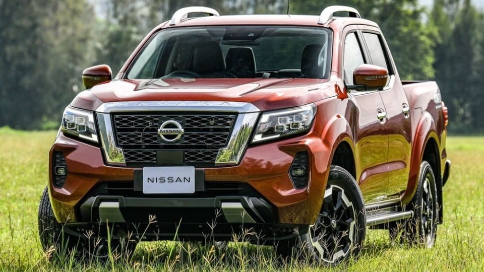 Nissan Navara 2021 bất ngờ chốt lịch ra mắt Việt Nam, đổi mới để xóa cảnh “phai nhòa”