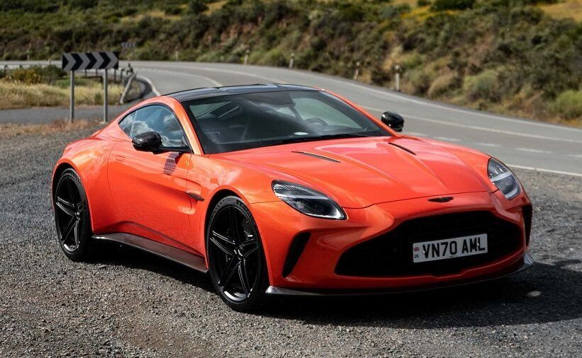 Aston Martin Vantage 2025