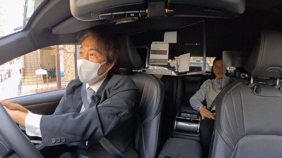 nội thất Toyota Crown FCEV