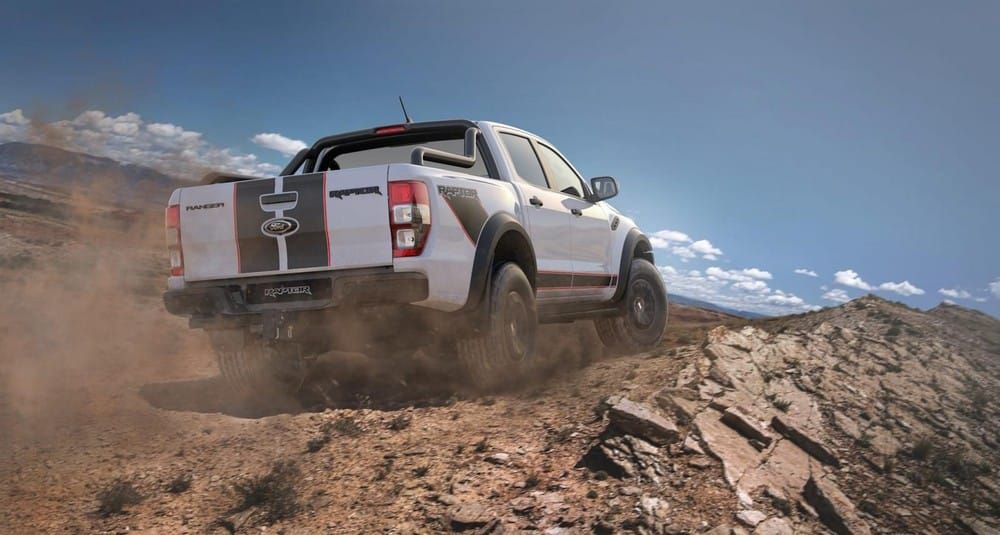 Ford Ranger Raptor X 2021 nhìn từ phía sau