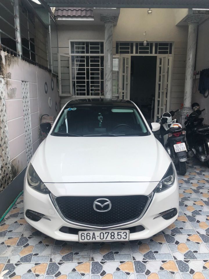 Chính chủ bán xe Mazda 3 bản full, đăng ký 12/2028, trong nước