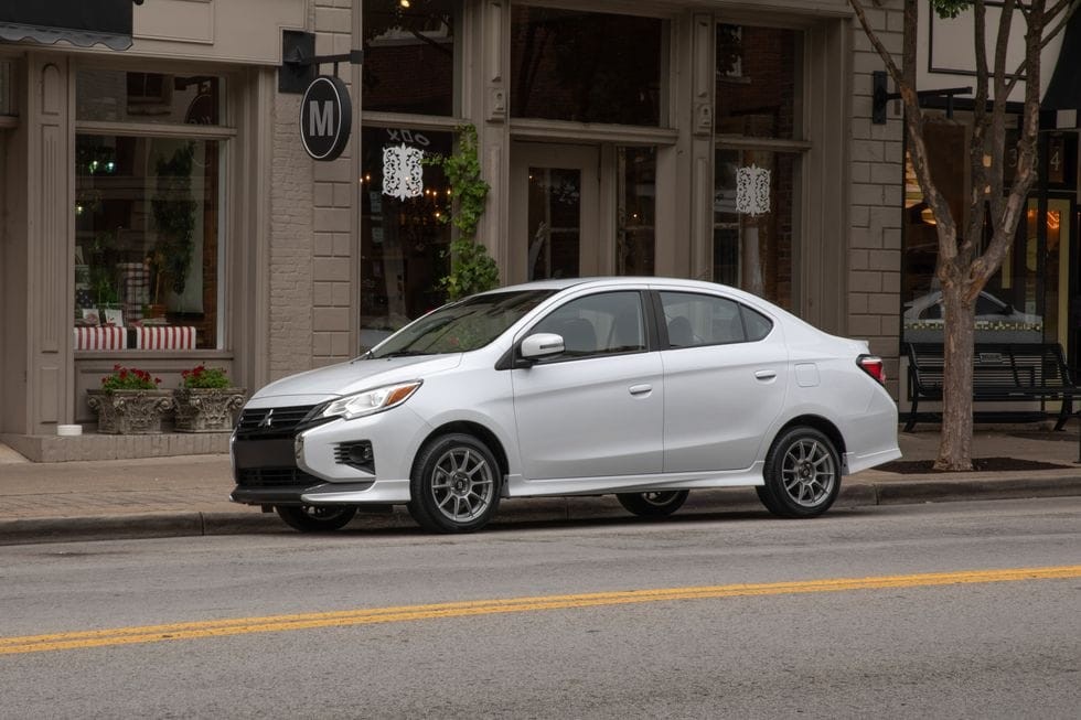 Mitsubishi Mirage G4 2021