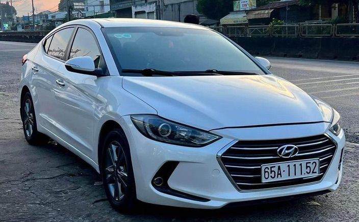 Bán Elantra 2017  cũ giá rẻ
