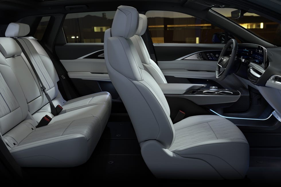 Nội thất Cadillac Lyriq 2023