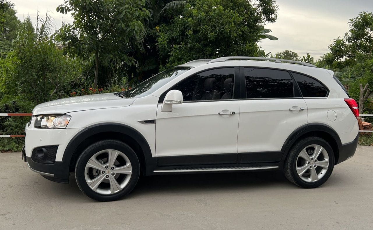 Cần bán xe Cheverolet Captiva LTZ 2015 số tự động