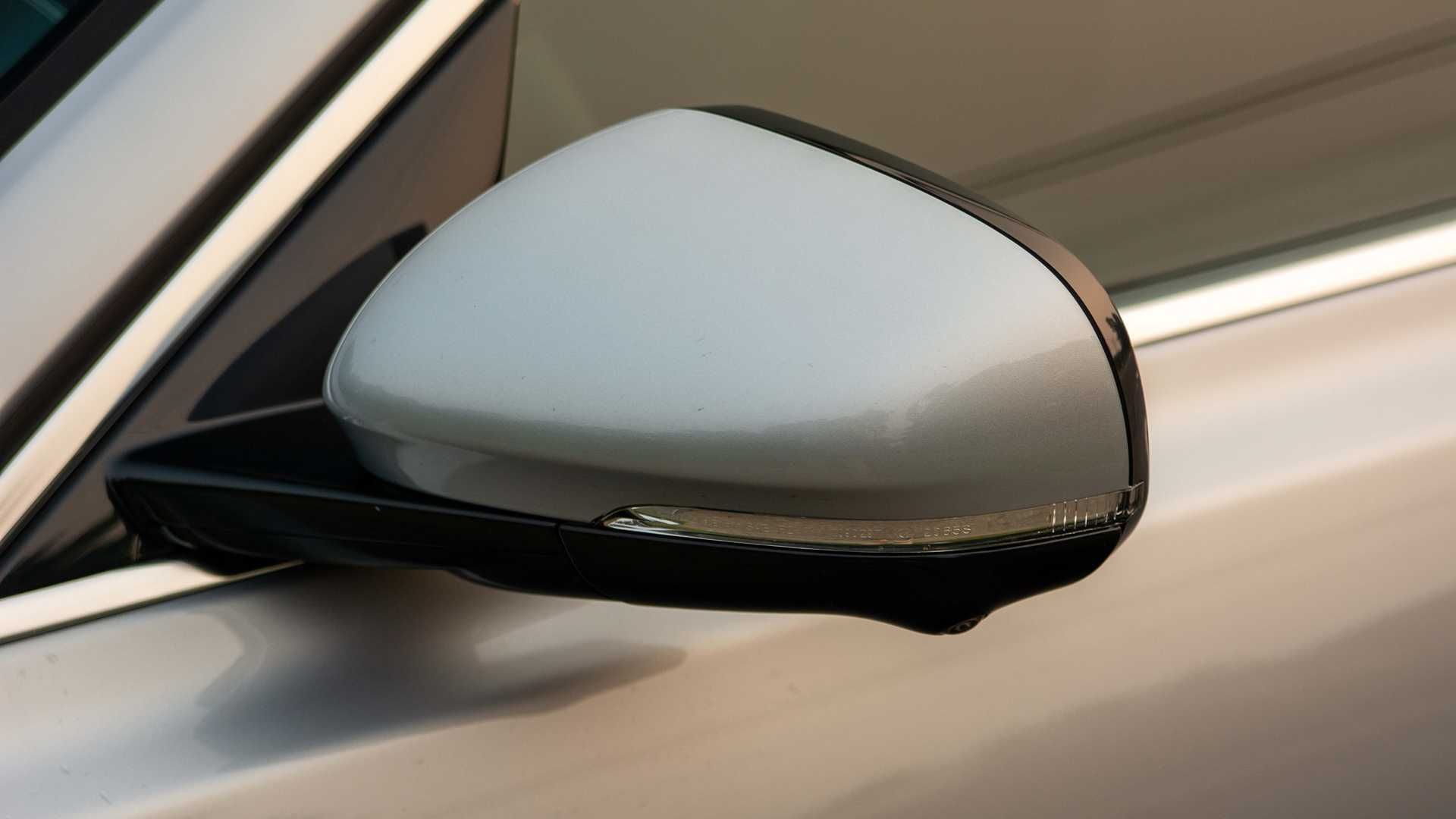 Gương chiếu hậu