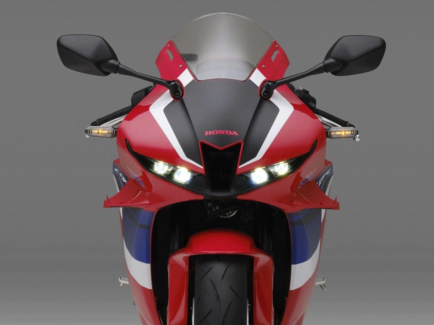 Giá xe Honda CBR600RR 2021