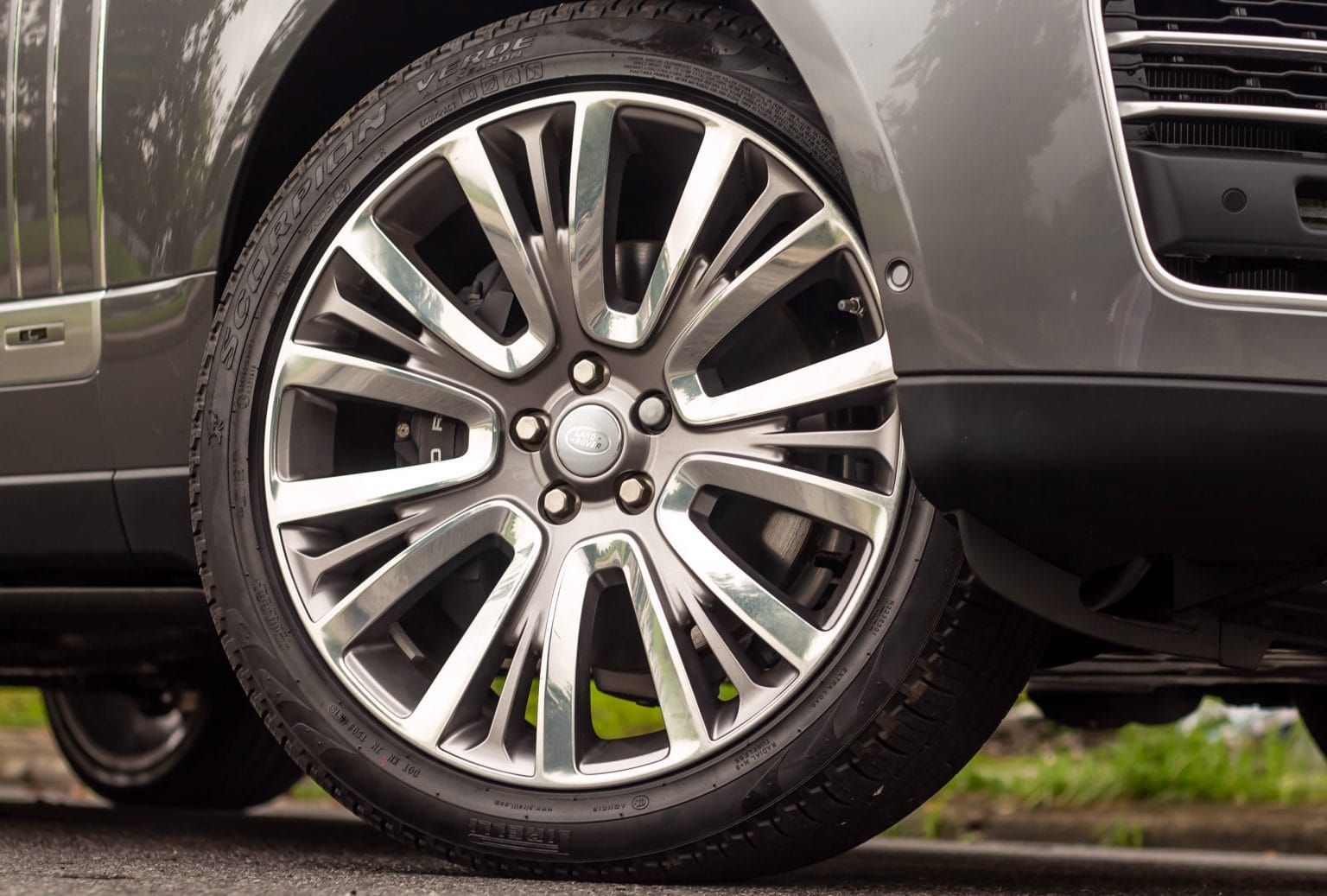 Range Rover SVAutobiography LWB 3.0L 2020 Ngoại thất RANGE ROVER SV AUTOBIOGRAPHY 3.0 LWB 2021-6.jpg