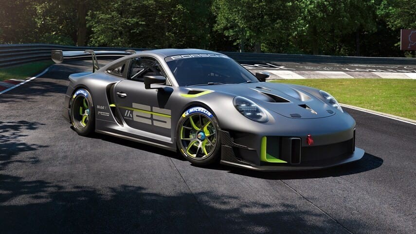 Porsche 911 GT2 RS-1