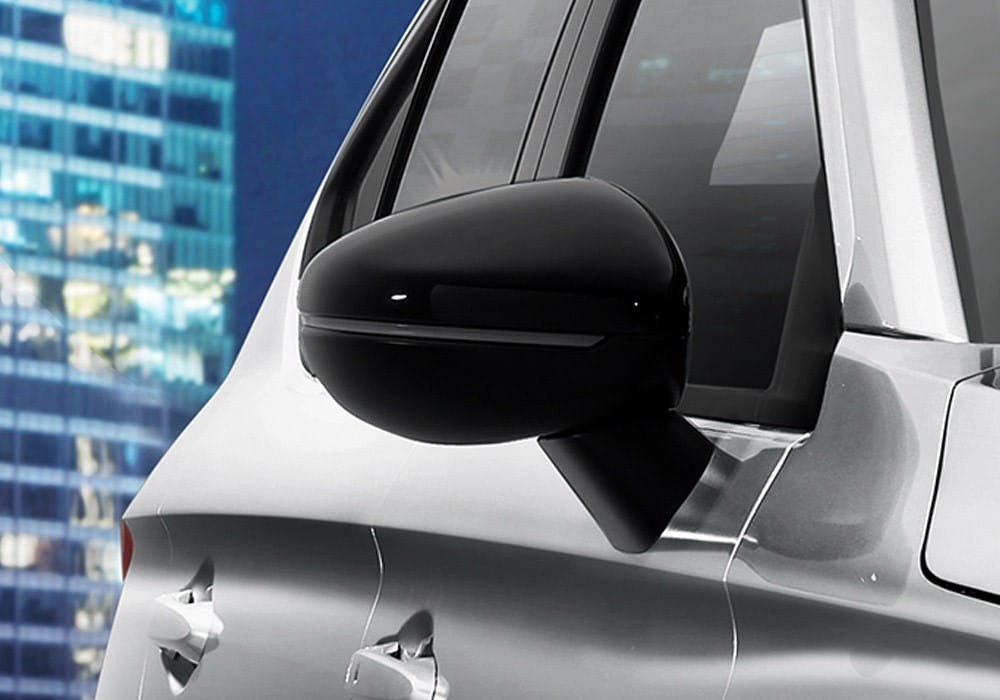 Honda City Hatchback 2021 có những chi tiết ngoại thất màu đen như vỏ gương chiếu hậu Honda City Hatchback 2021 có những chi tiết ngoại thất màu đen như vỏ gương chiếu hậu...