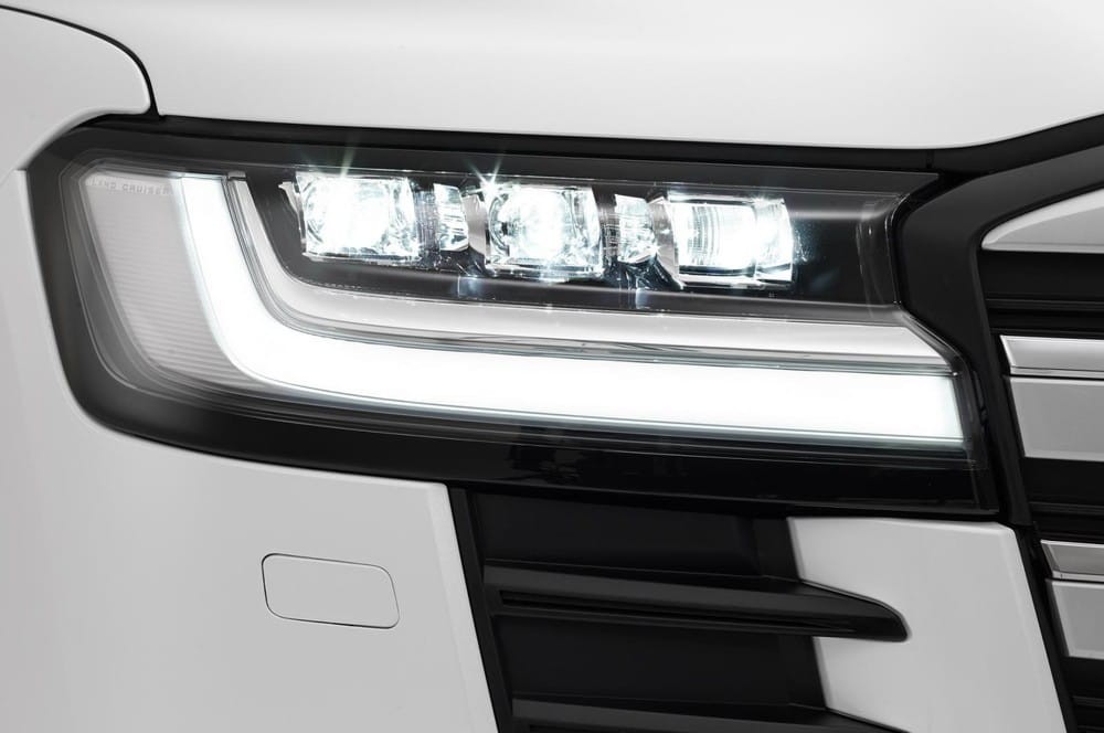 Cụm đèn pha mới của Toyota Land Cruiser 2022  Cụm đèn pha mới của Toyota Land Cruiser 2022
