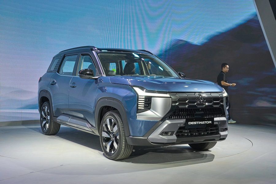 Mitsubishi Destinator