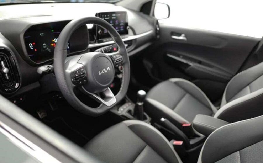 Nội thất Kia Picanto 2024