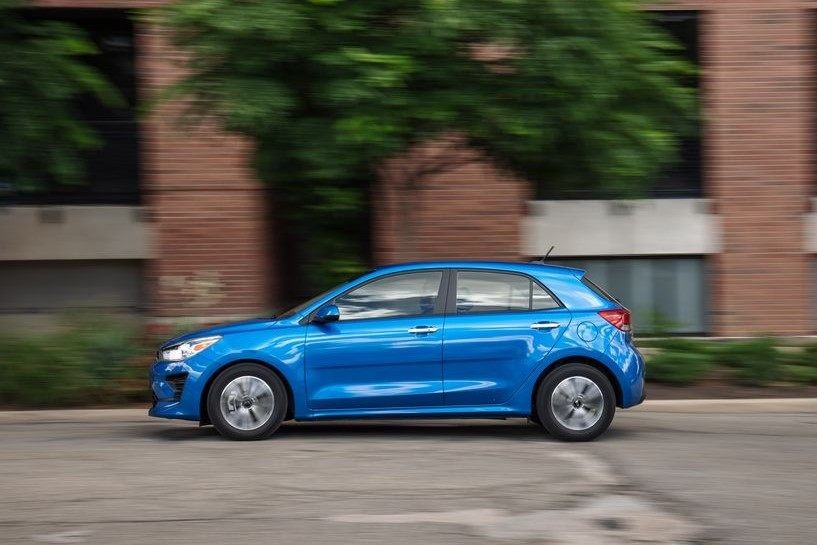 Giá xe Kia Rio 2022