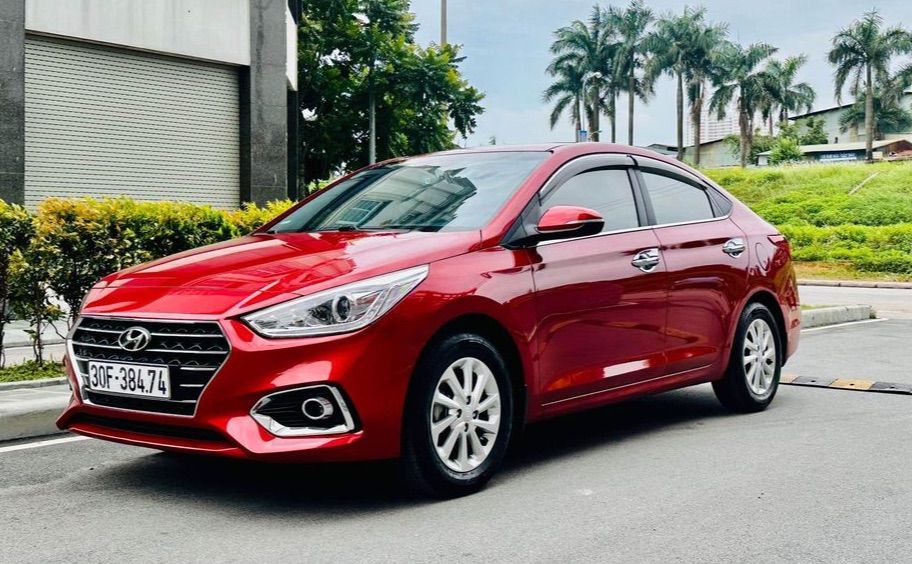 Bán Hyundai Accent 2018 AT chính chủ