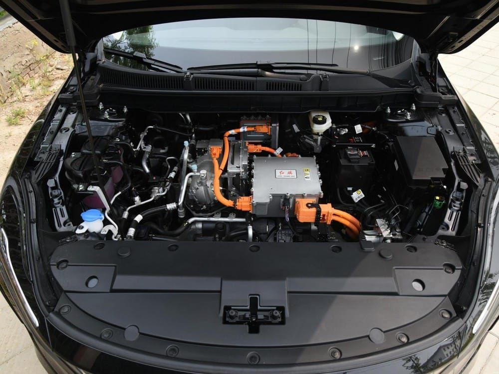 Sedan điện Hồng Kỳ E-QM5 2021 chính thức được bán với giá 849 triệu đồng