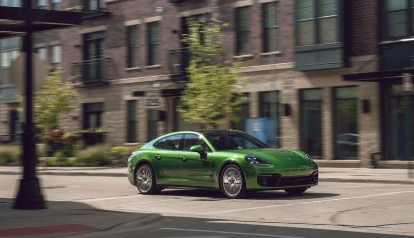 Porsche Panamera 4S 2021 Đánh giá: Giá xe khởi điểm 106,350 USD