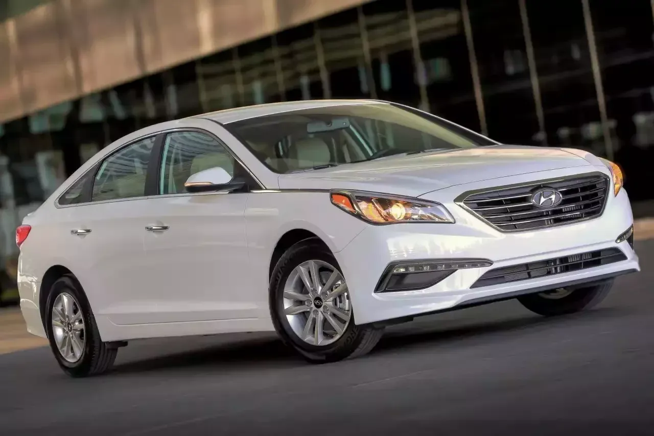 Giá xe Hyundai Sonata 2021