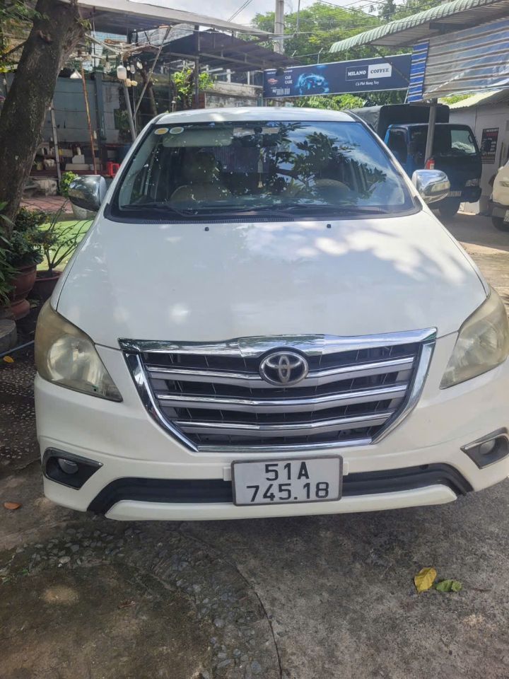 CẦN BÁN TOYOTA INNOVA