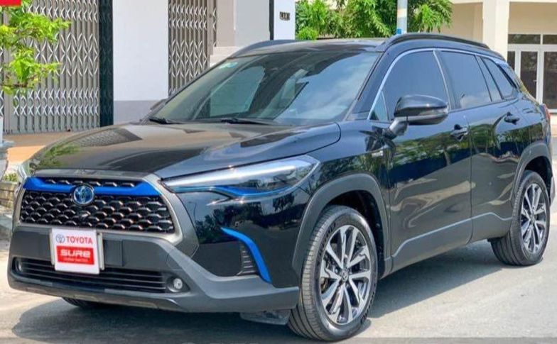 Bán Corolla cross 1.8HV cũ giá rẻ