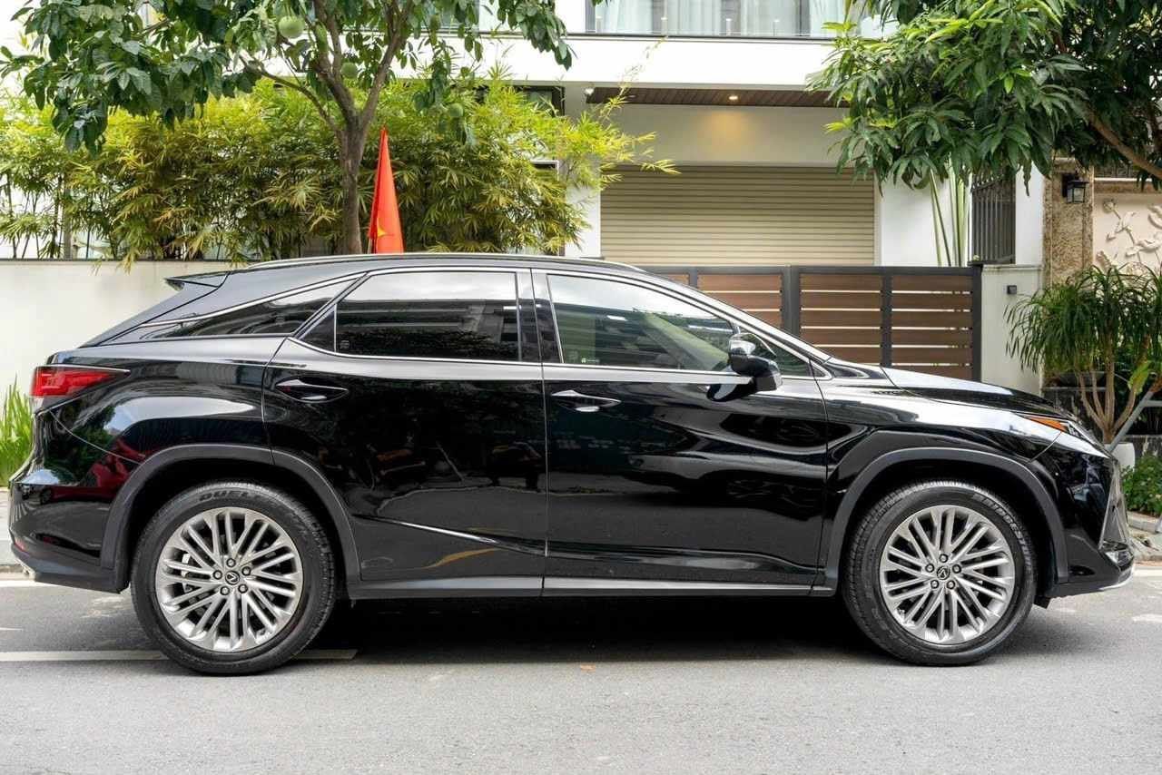 Xe mới về: Lexus RX300