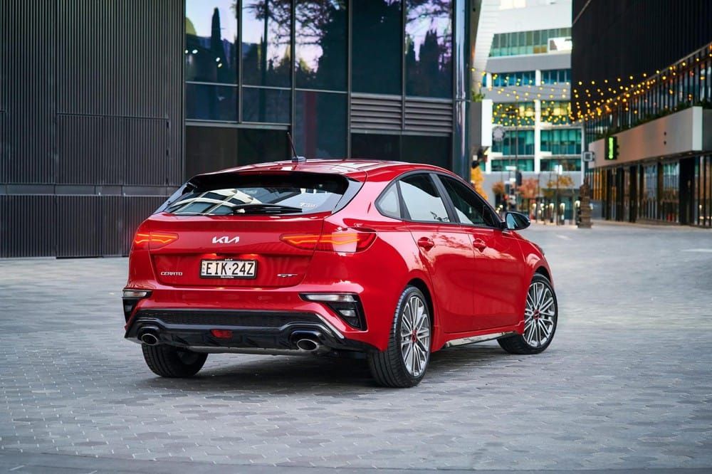 Kia Cerato 2022 bản GT có thiết kế ngoại thất riêng Kia Cerato 2022 bản GT có thiết kế ngoại thất riêng...