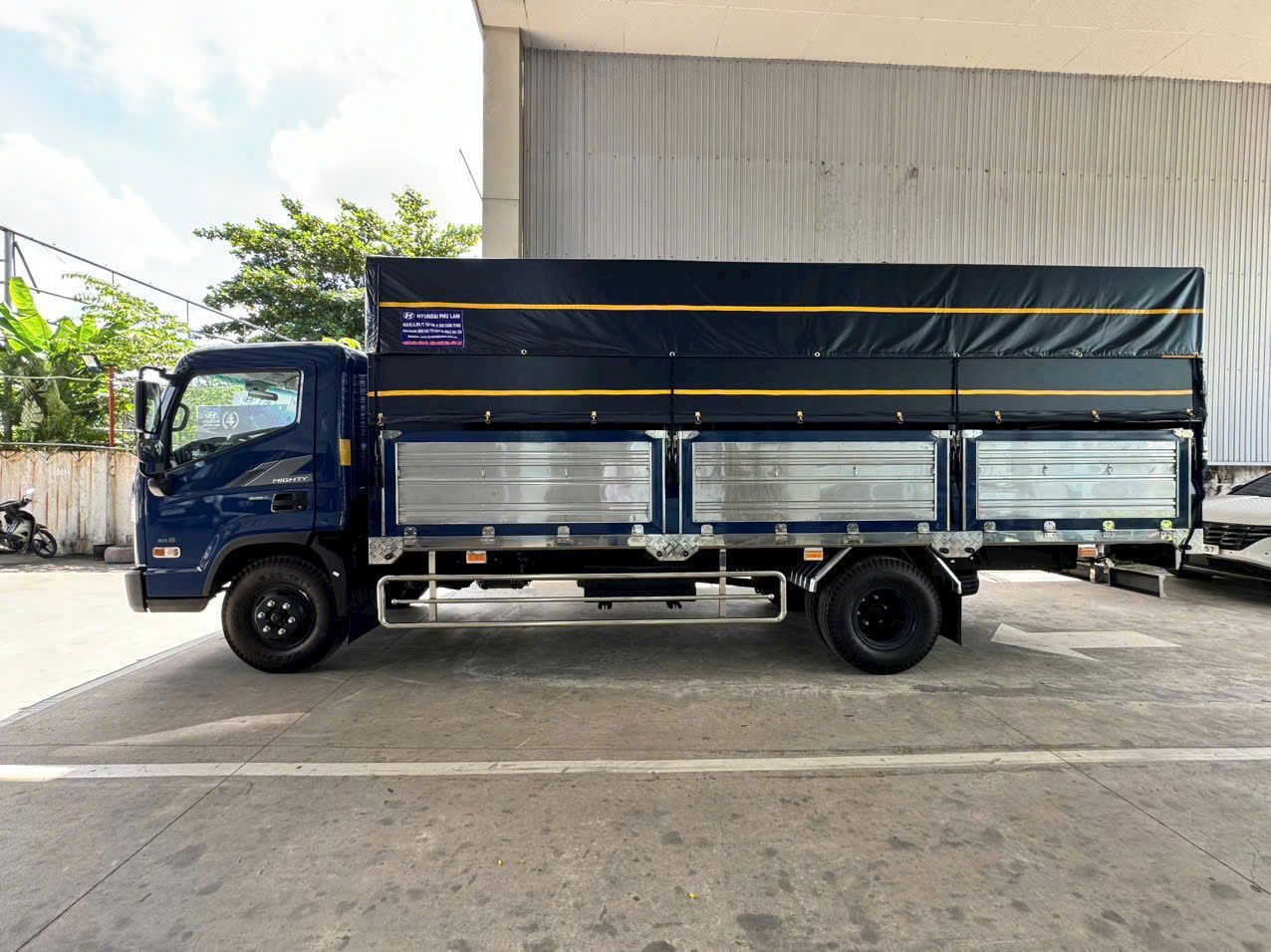EX8 TẢI TRỌNG 7,3 TẤN Xe sẵn giao ngay, Giảm trực tiếp từ 20- 50 triệu