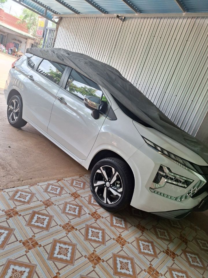 Chính chủ bán xe Mitsubishi Xparder 1.5 AT Premium 2022