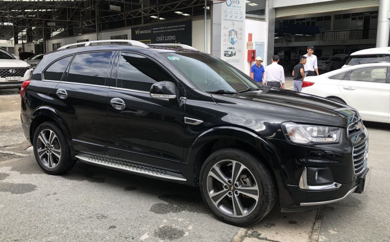 Chevrolet Captiva LTZ 2018 BSTP màu đen VIP