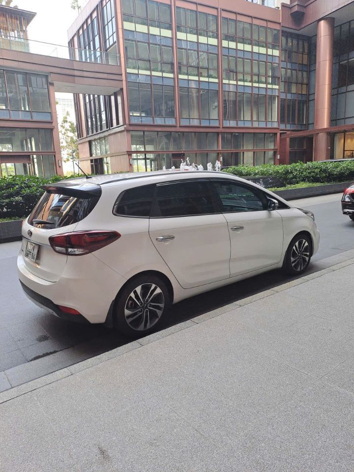 CHÍNH CHỦ CẦN  BÁN XE KIA RONDO 2019