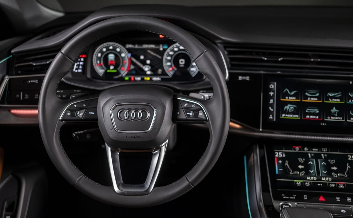 Audi Q8 2021 -4