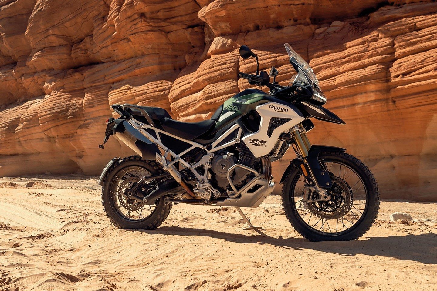 Giá xe Triumph Tiger 1200 2022