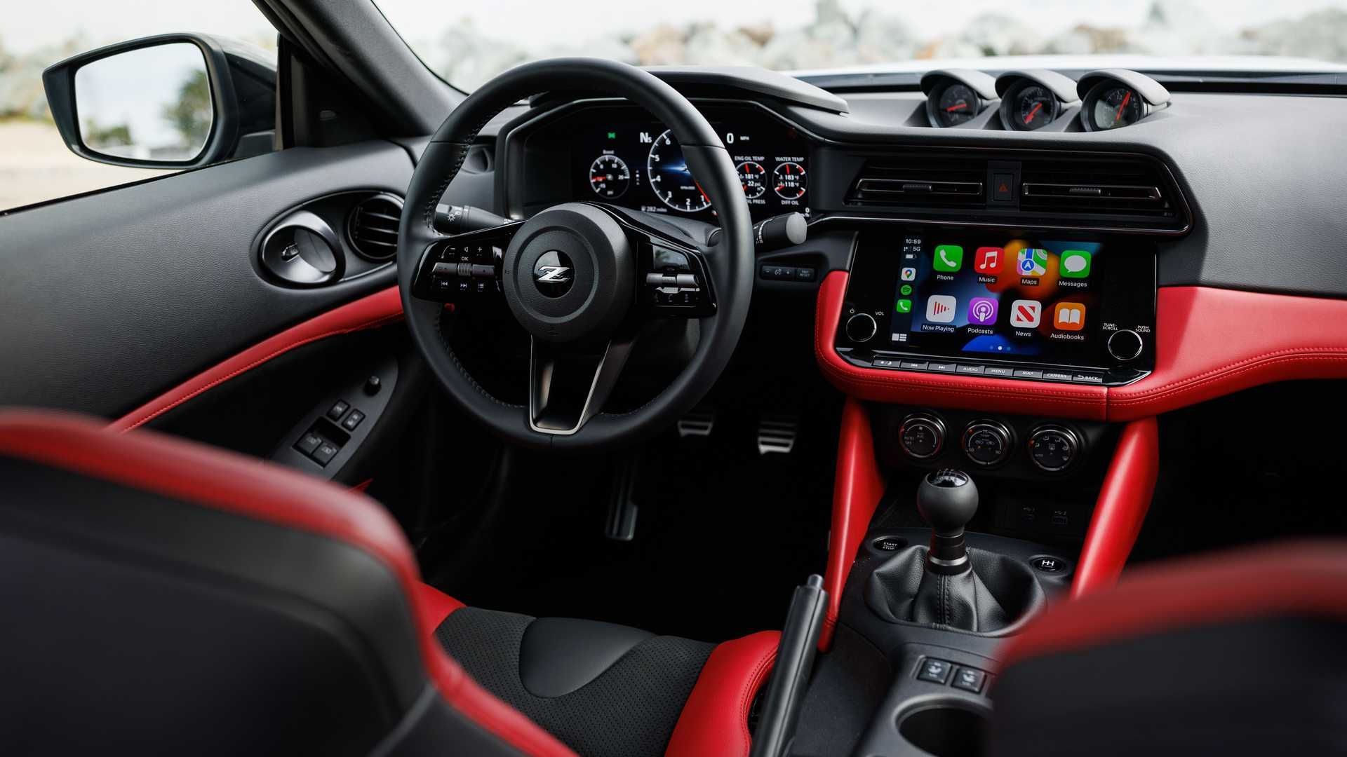 Buồng lái Nissan Z 2023