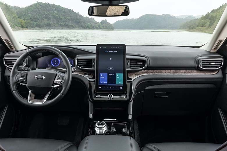 Nội thất Ford Explorer 2021