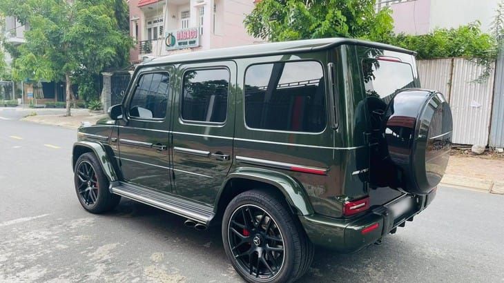 Mercedes-AMG G63 màu xanh quân đội mang bản độ Brabus của đại gia Việt 35 Một số chi tiết độ carbon của xe