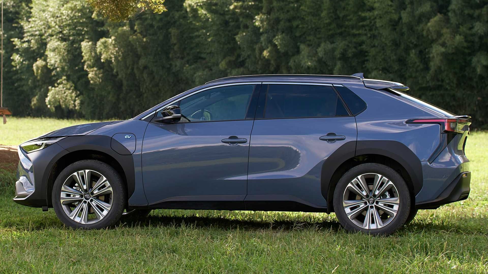 Solterra 2023 ra mắt Nhật Bản