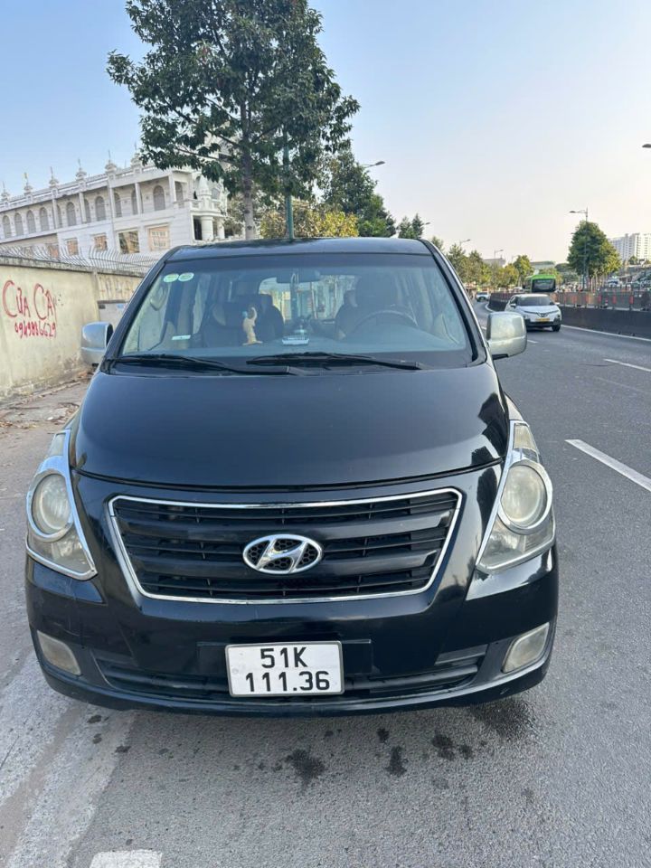 Hyundai Starex 6 Chỗ Limousine – Xe Con Không Niên Hạn – Cực Hiếm