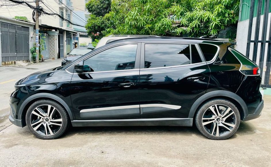 Vinfast VFE 34 2021 cũ giá rẻ