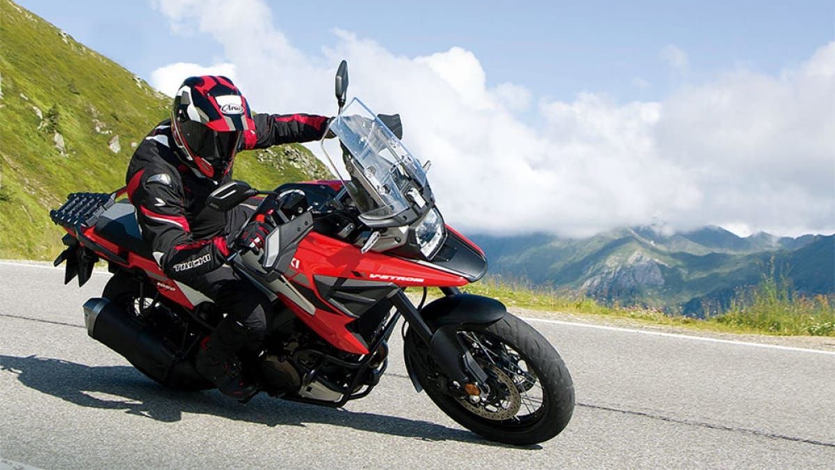 Xe việt dã cao cấp Suzuki V-Strom 1050 2021 ra mắt tại châu Âu với hai phiên bản cùng giá bán hấp dẫn