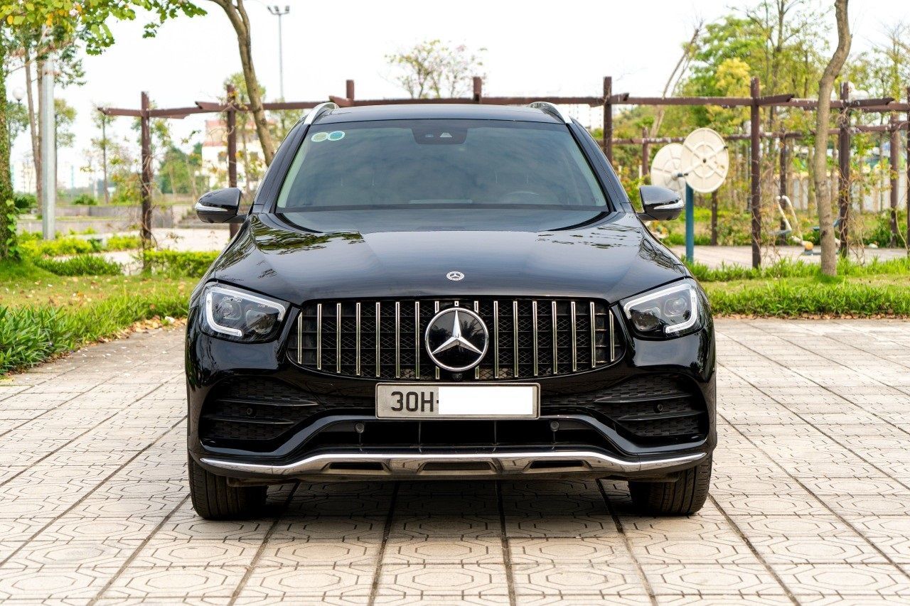 MERCEDES GLC300 4matic