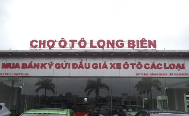 Chợ Ô tô Long Biên