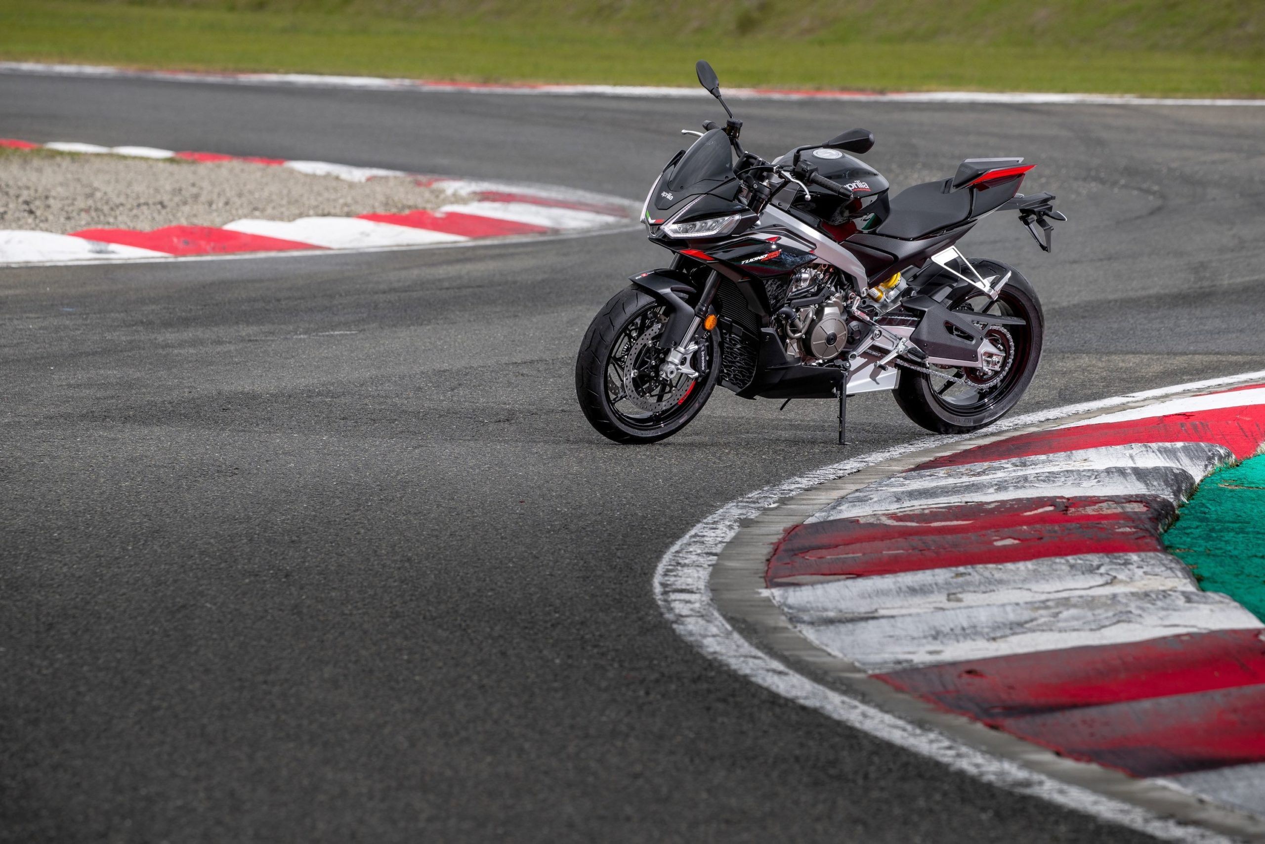 Aprilia Tuono 660 Factory 2022