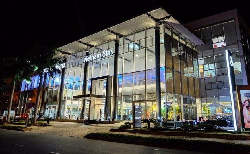 MERCEDES-BENZ TRƯỜNG CHINH