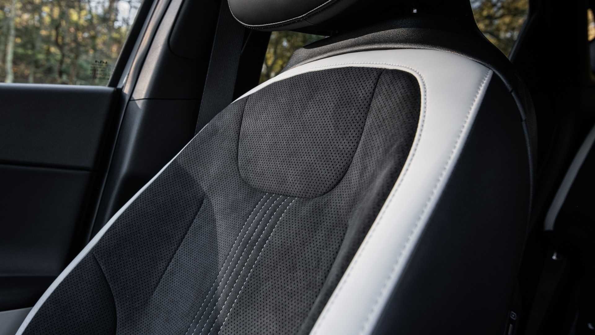 Ghế xe thoải mái