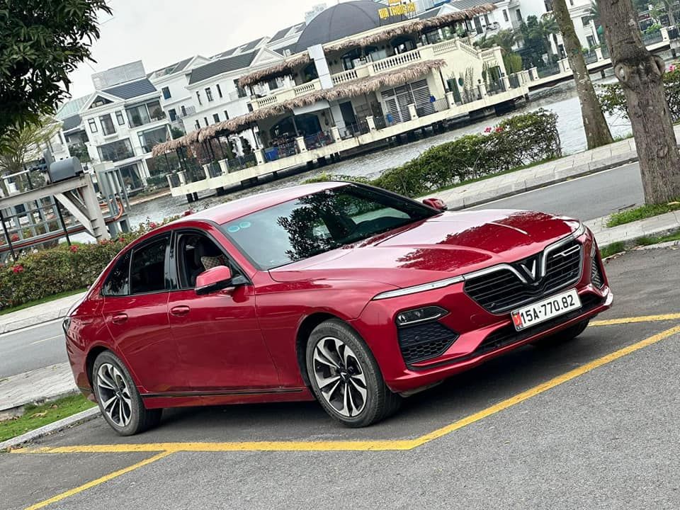 Cần bán Lux A base SX 2021