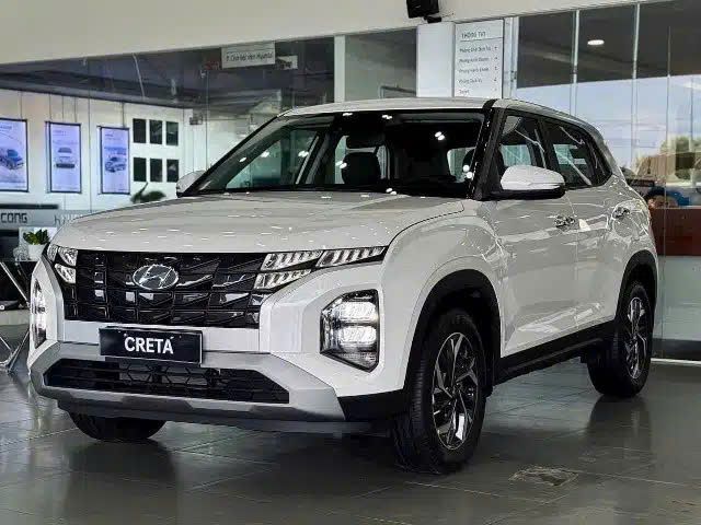 Creta 1.5AT Đặc biệt : 595tr