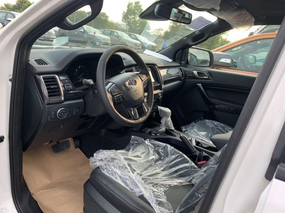 Nội thất Ford Everest 2021