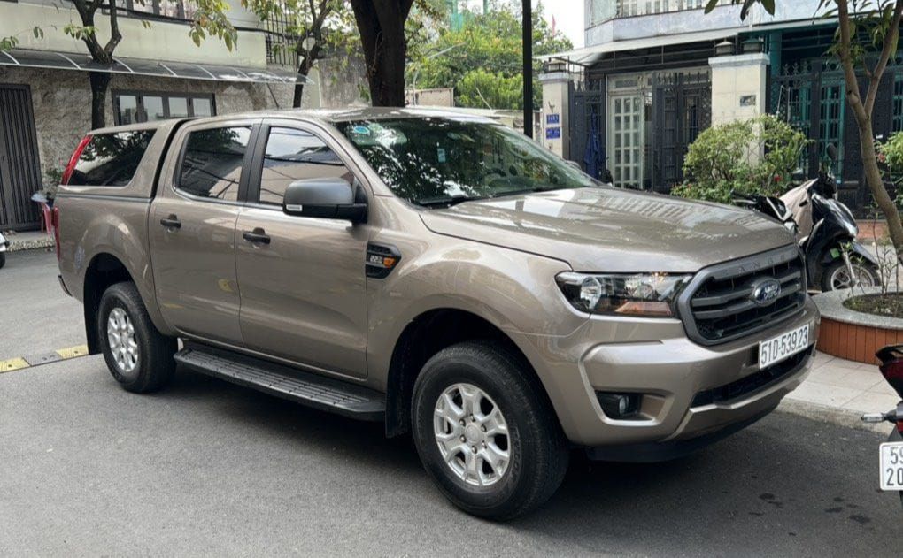 Bán Ford Ranger XLS 4x2 2019 số tự động