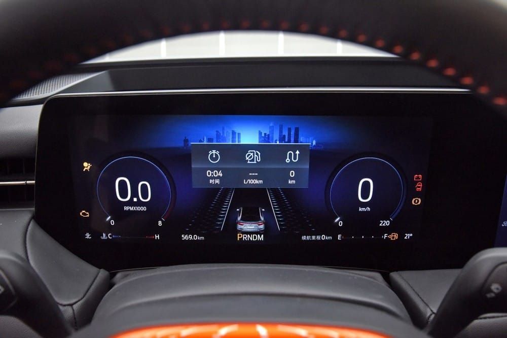 Bảng đồng hồ của Ford Evos