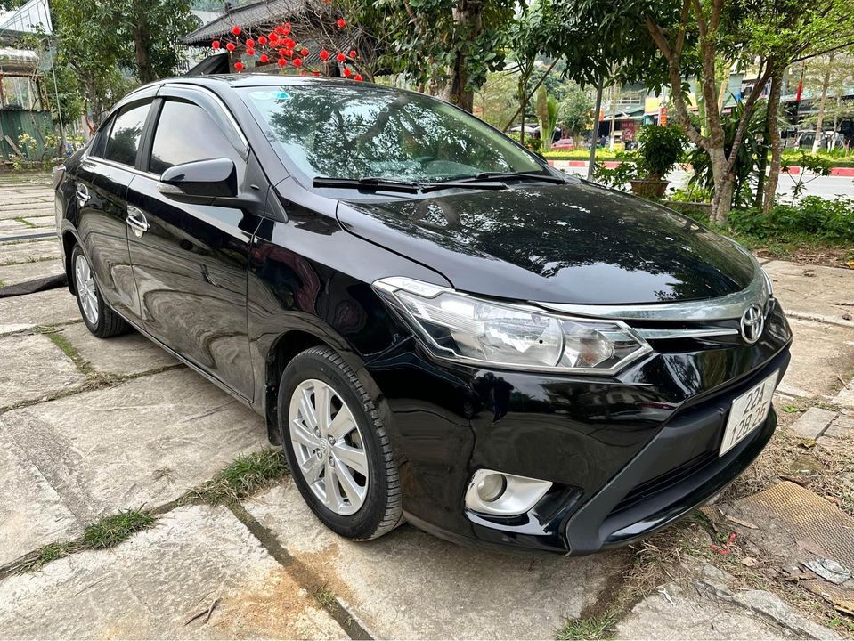 Cần bán Vios cũ giá rẻ